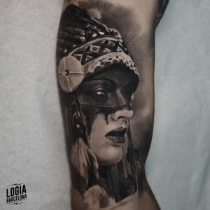 tatuaje_brazo_india_logiabarcelona_mario_guerrero    